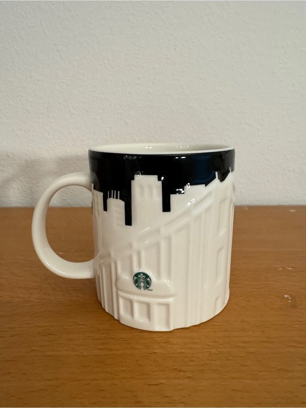 Starbucks | San Francisco Skyline Red Trolley Car Coffee Cup